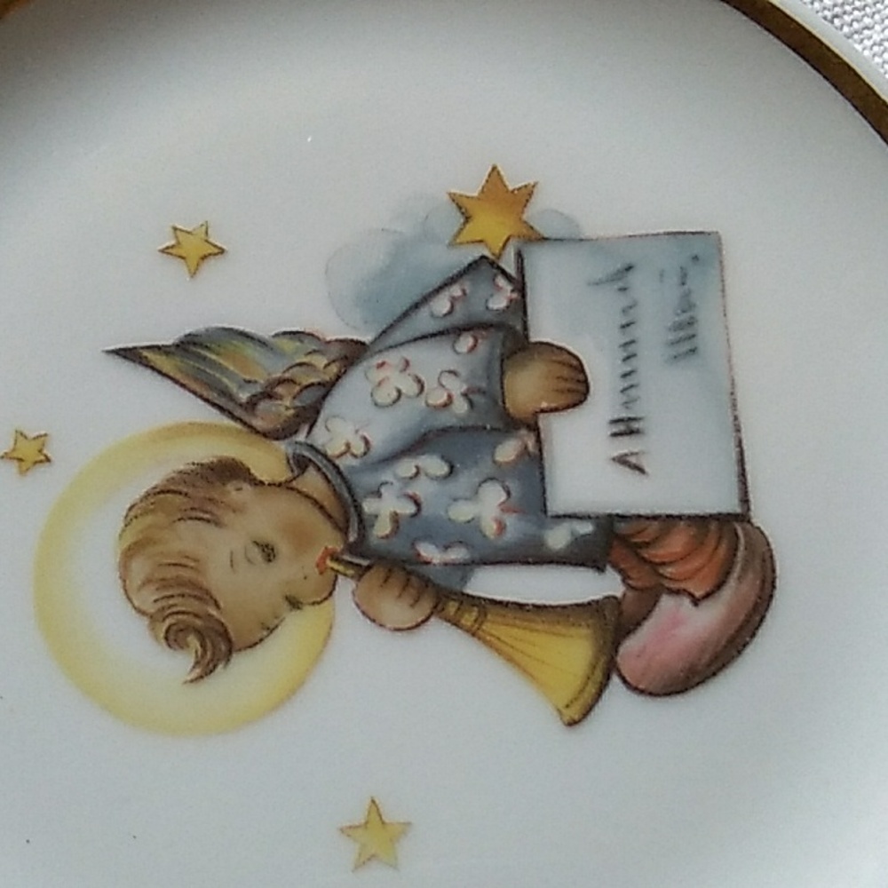 Hummel “Festive Harmony Angel w/ Horn” 4" Museum Mini